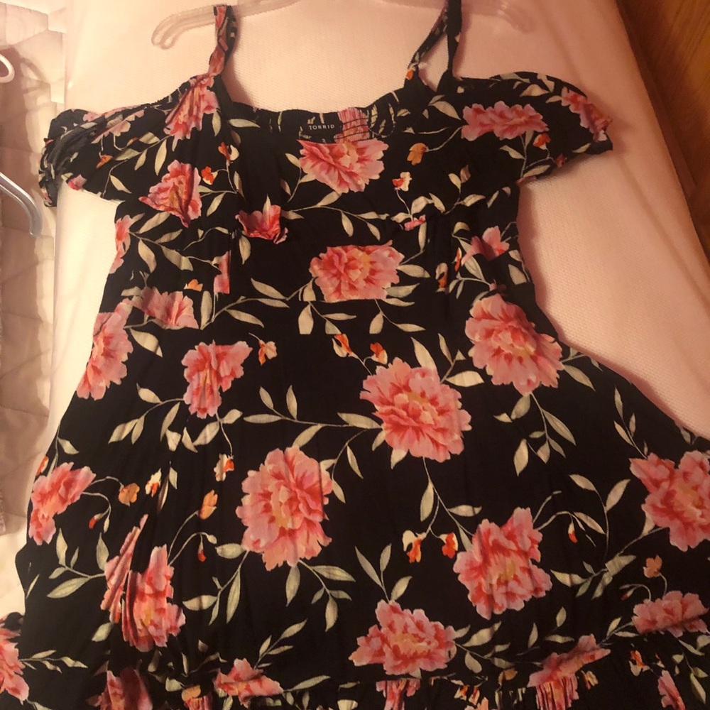 Torrid Cold-Shoulder Skater Dress 3X (22-24W)